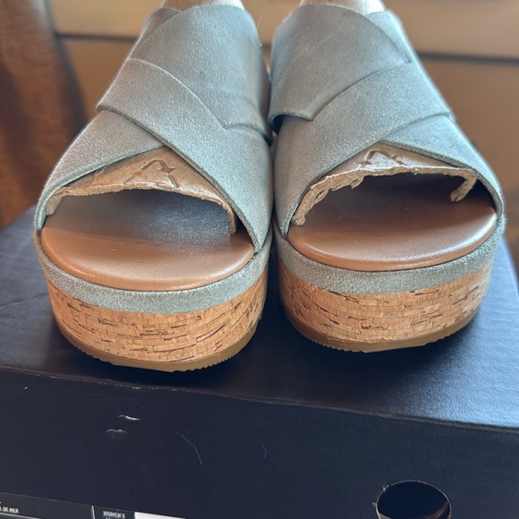 Sorel Cameron Flatform Mule Slides - Picture 5 of 9